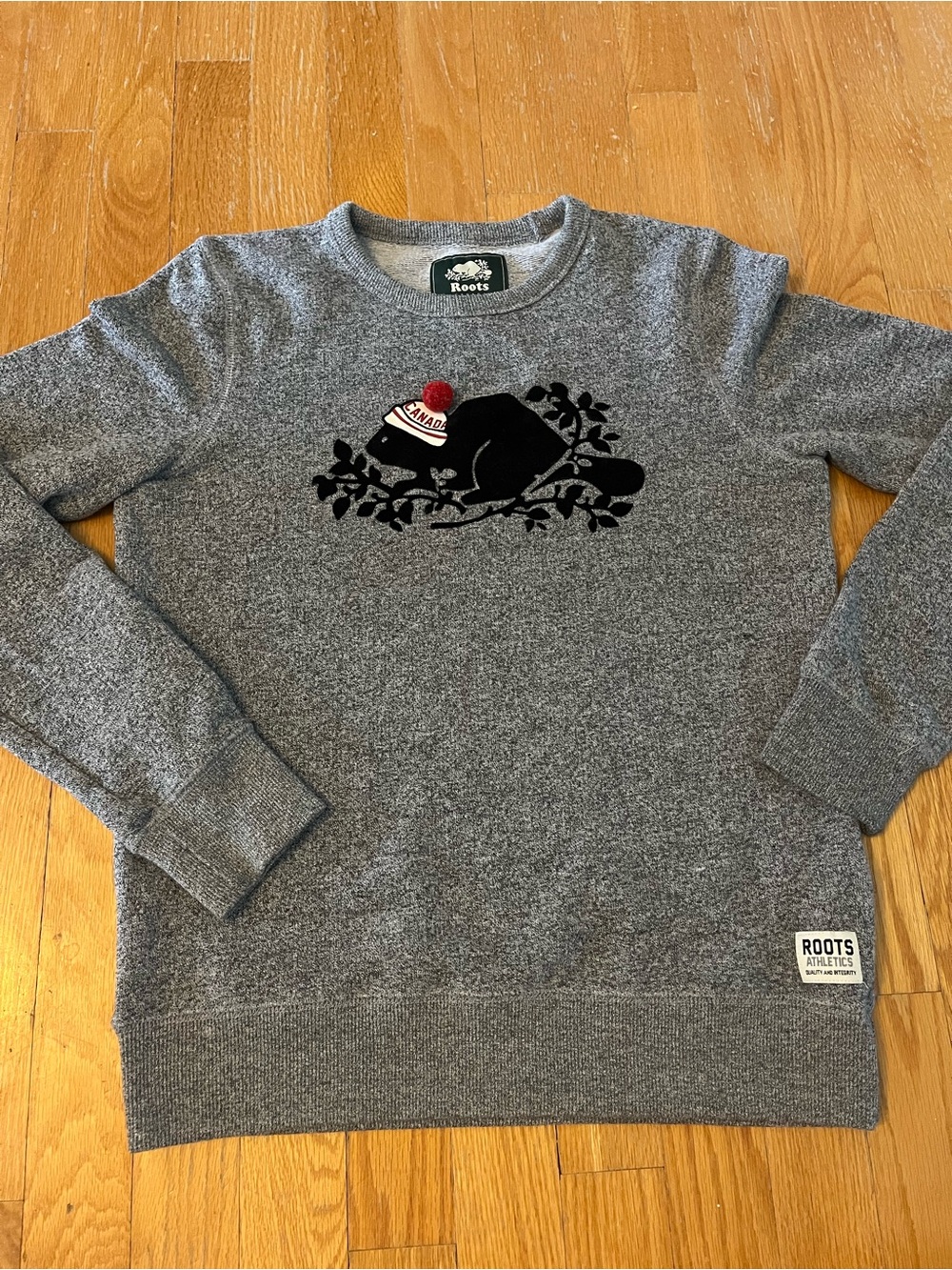 Roots Gray Crewneck Sweater with Beaver Graphic